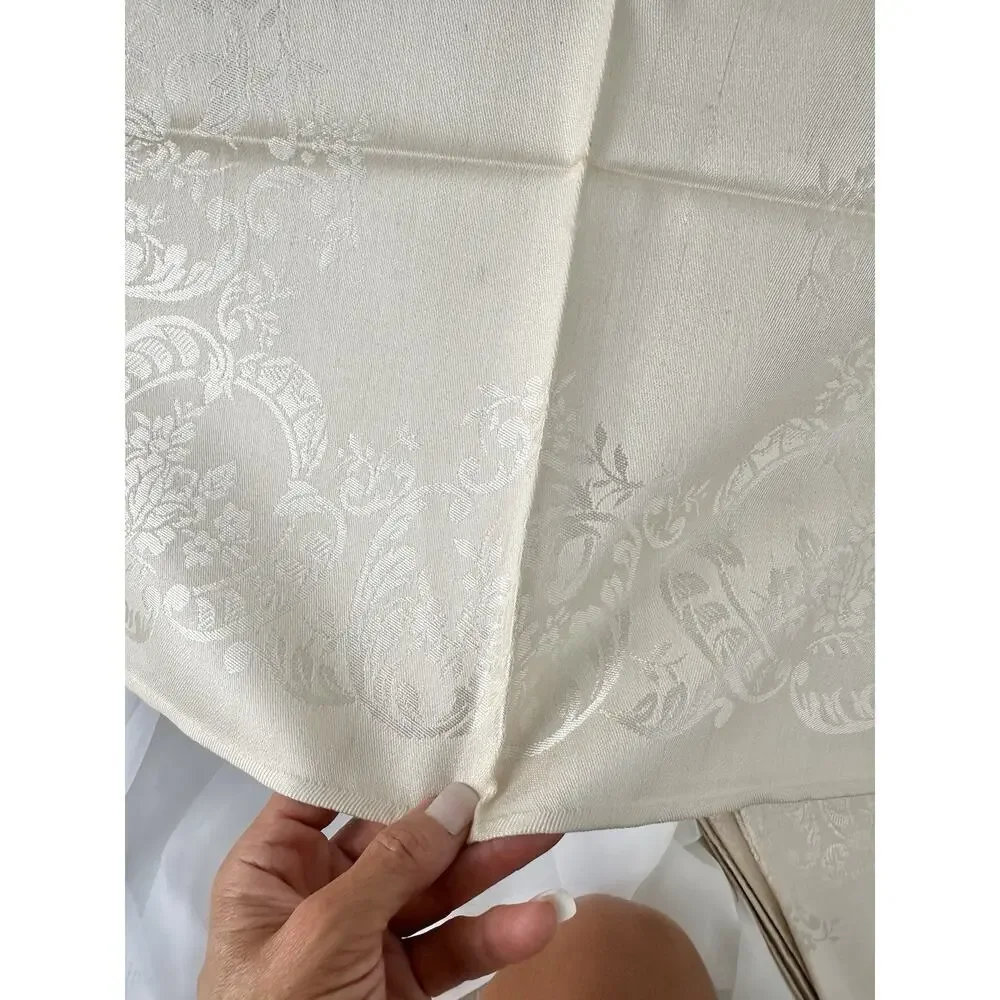 Vtg Beige Linen Double Damask Tablecloth 8 Napkins Floral Garlands Acanthus